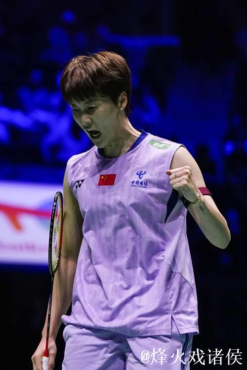陈雨菲2-0横扫晋级 闯入羽毛球世锦赛女单8强